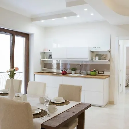 לינה וארוחת בוקר Homeaway סלרנו
